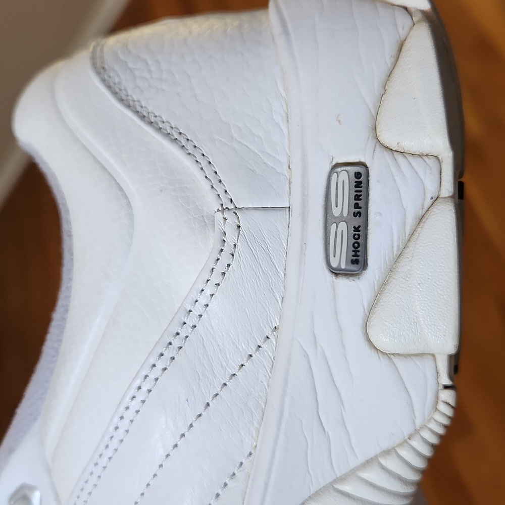 K-Swiss Shock Spring - Picture 9 of 10